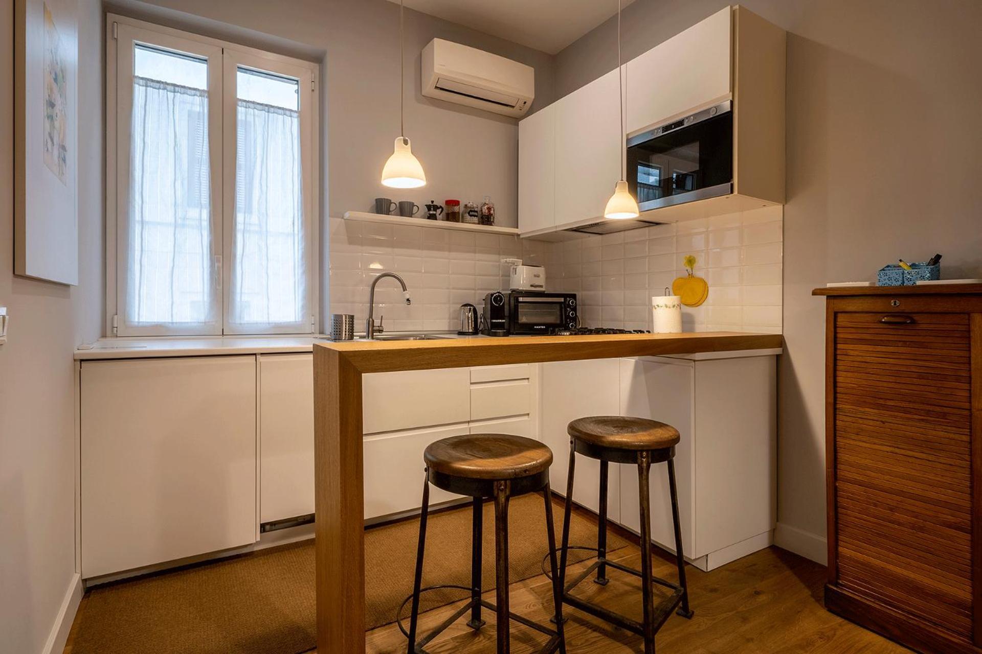 Fotofever Apt, Two Bedrooms With Air Conditioned In Elegant Shopping Area, Close To Vatican City Rom